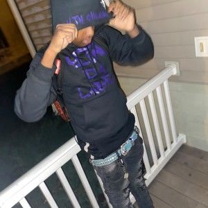 Meet your Posher, Chuck